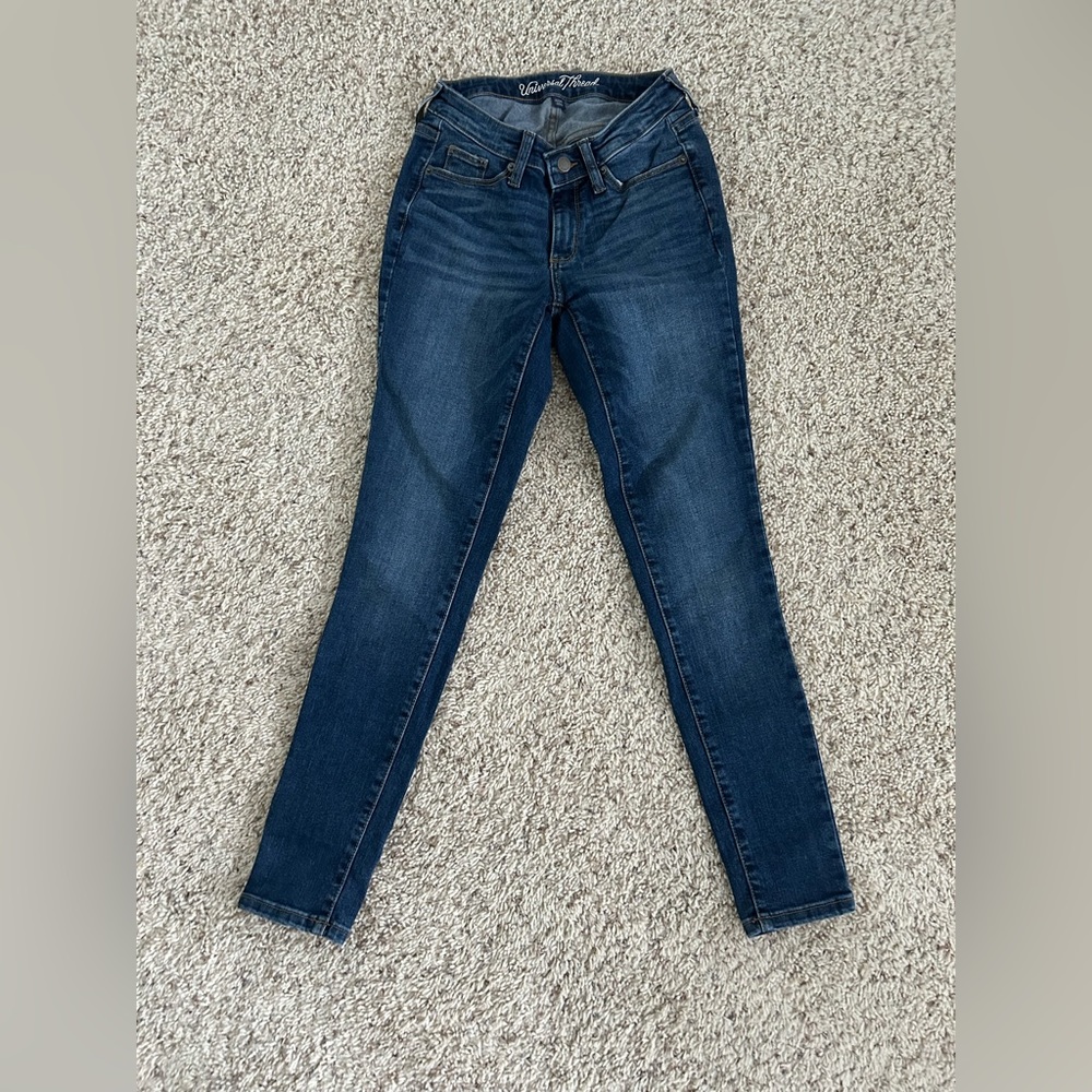 Universal Thread - Curvy Skinny Jean -00-24S Worn Once - Perfect